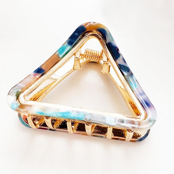 Acetate Triangle Claw Hair Clip 

Approximately 2" L