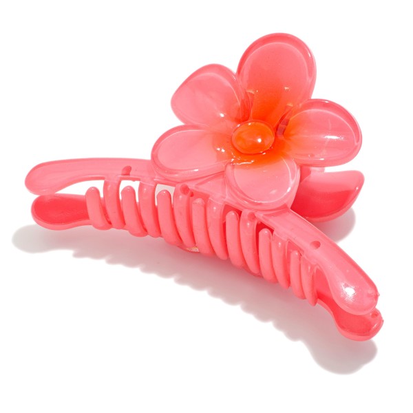 Two Tone Flower Claw Hair Clip 

- Approximately 4" L
