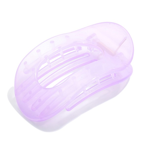 Flat Hollow Translucent Acetate Oval Claw Hair Clip

- Approximately 4" L