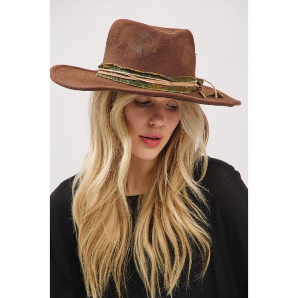 Wholesale rustic Cowgirl Fedora Hat Distressed Fabric Suede Band Versatile Shape