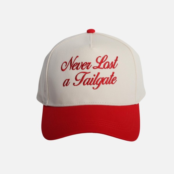 "Never Lost A Tailgate" Embroidered Two Tone Baseball Cap

- One Size Fits Most
- Snap Back Closure
- 100% Cotton