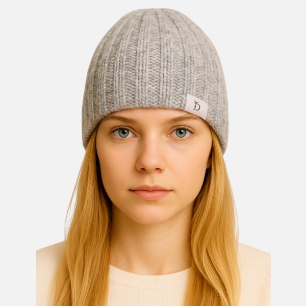 Do Everything In Love Ribbed Fuzzy Knit Beanie

- One Size Fits Most 
- 100% Acrylic