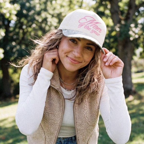 TCM0019REDNAVY
"Mom of the year" Embroidered Two Tone Baseball Cap

- One Size Fits Most
- Snap Back Closure
- 100% Cotton


