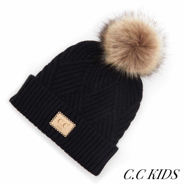 C.C KIDS-2060
Diagonal Stripes Criss-Cross Pattern Beanie With Pom for Kids

- One Size Fits Most (1-4 years)
- 47% Rayon / 31% PBT / 22% Nylon