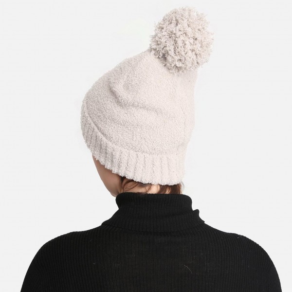 Solid Print Comfy Luxe Beanie. 

- One Size Fits Most 
- 100% Polyester  