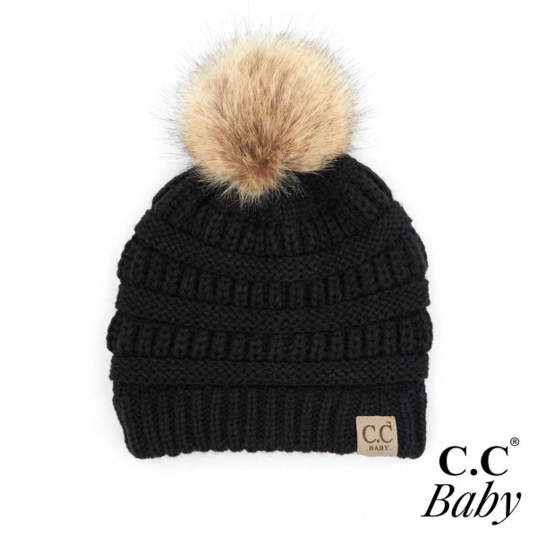 C.C BABY-43POM
Knit beanie featuring faux fur pom pom.

-100% Acrylic
-One size fits most: baby
