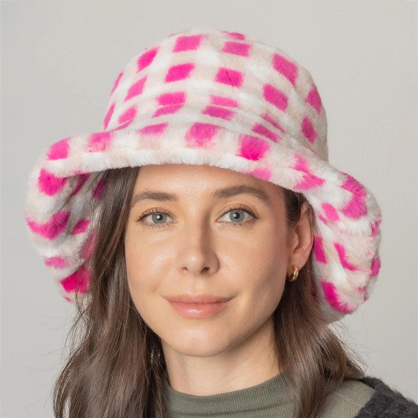 Do Everything In Love Faux Fur Plaid Bucket Hat 

- One Size Fits Most 
- Lined Bucket Hat With Adjustable Drawstring 
- 100% Polyester 