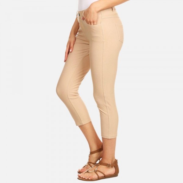 Women's Classic Skinny Capri Jeggings.

• Capri jeggings featuring a light sheen and jean-style 
• Lightweight, breathable cotton-blend material 
• Belt loops with 5 functional pockets
• Super Stretchy
• Pull up Style

- Pack Breakdown: 6pcs/pack
- Sizes: 2-S / 2-M / 2-L
- Inseam approximately 25" L
- 68% Cotton / 27% Polyester / 5% Spandex