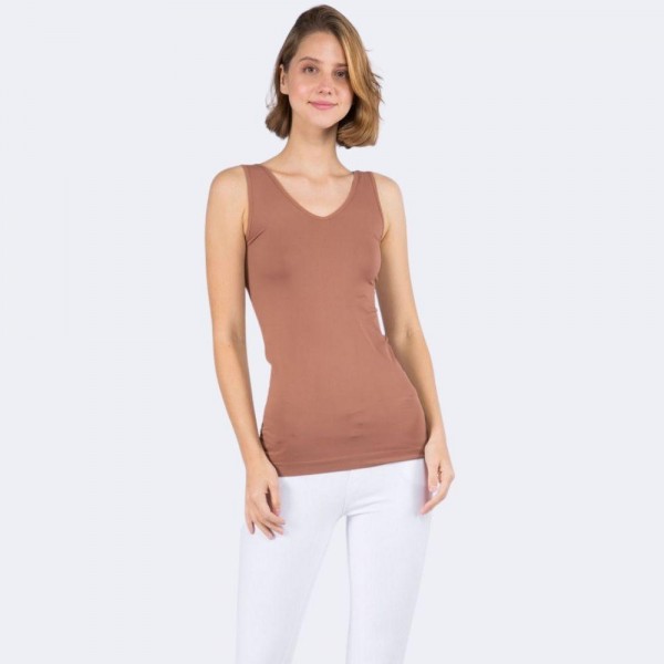 Wholesale women s Seamless Reversible V Neck Tank Top shoulder straps V neckline