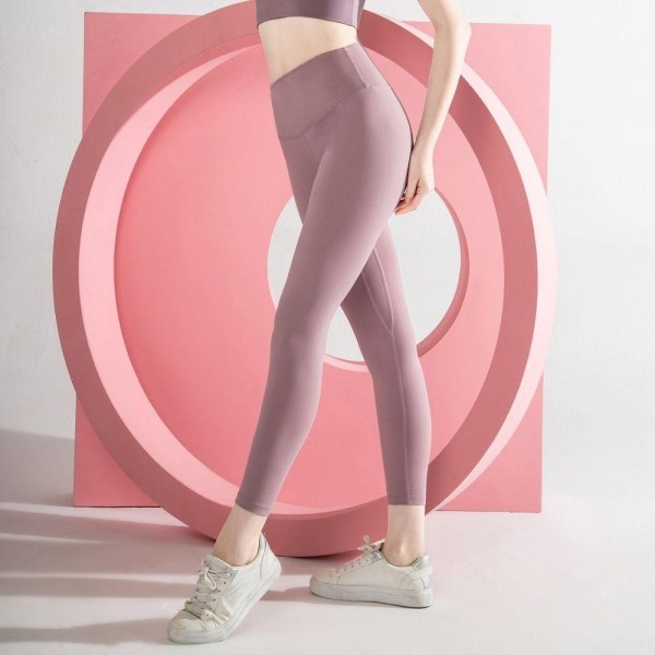 Women's Active High Waisted Feel So Good Athletic Leggings. (6 pack)
- 4.5" High Waistband
- Waistband Hidden Pocket
- Designed for Training
- Sweat-wicking
- 4-way Stretch
- Breathable
- Smooth, Cool Feel
- Inseam 24" Long 
- 6 Pair Per Pack
- Sizes: 2:S 2:M 2:L
- 75% Nylon / 25% Spandex
