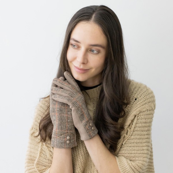 Plaid Knit Smart Touch Gloves Featuring Button Accents.

- Touchscreen Compatible
- One Size Fits Most
- 100% Polyester