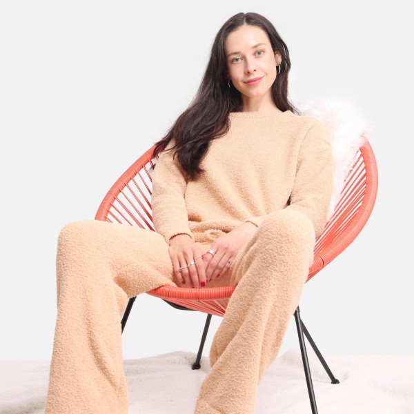 Comfy Luxe Women's Long Sleeve Lounge Top

- Size: L/XL (Sizes 10-14)
- Approximately 25" in Length
- Soft and comfortable fabric with stretch
- Comfortable, relaxed fit
- 100% Polyester