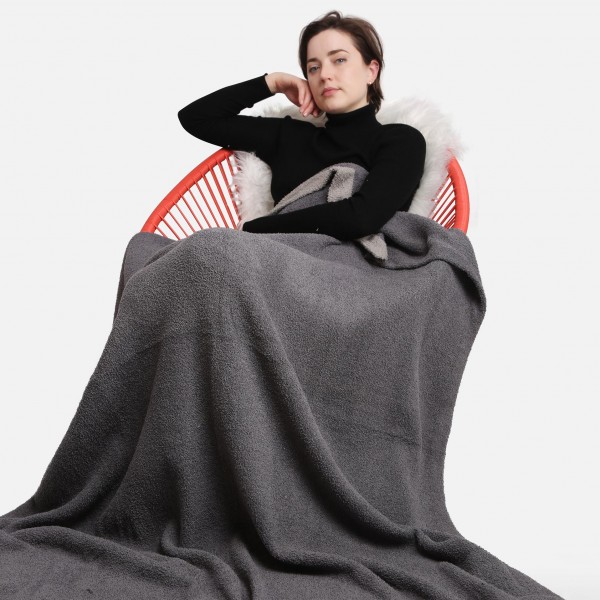 Super Soft Comfy Luxe Knit Blanket. The Softest Throw Blanket Made of the Highest Quality Material. So Soft You Have to Feel Them for Yourself. This Luxurious Throw is a Guaranteed Best Seller this Season! 

- Approximately 50" W x 60" L
-100% Polyester 
- Extra Plush and Cozy