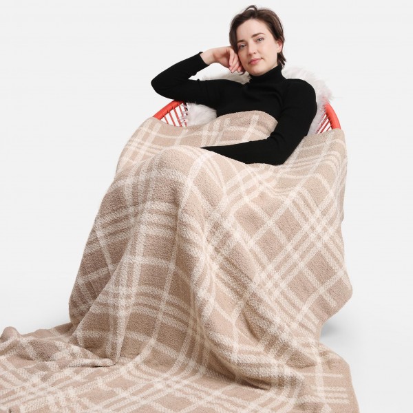 Super Soft Jacquard Plaid Comfy Luxe Knit Blanket. The Softest Throw Blanket Made of the Highest Quality Material. So Soft You Have to Feel Them for Yourself. This Luxurious Throw is a Guaranteed Best Seller this Season! 

- Approximately 50" W x 60" L
-100% Polyester 
- Extra Plush and Cozy