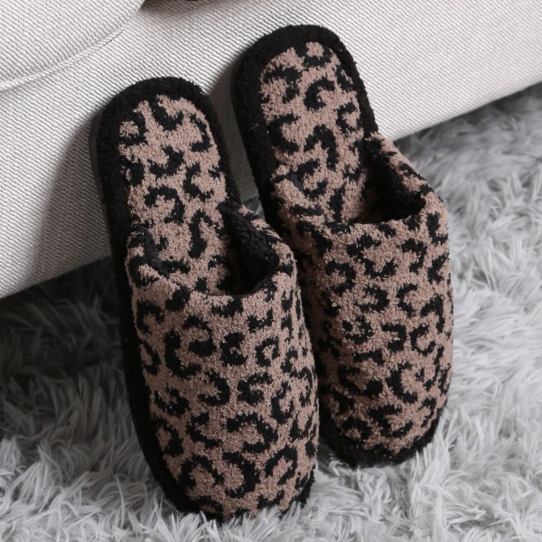 ComfyLuxe Leopard Print Slide On Slippers

- US Women's Size: S/M (6-8) M/L (8-10)
- 100% Polyester
- Rubber Sole