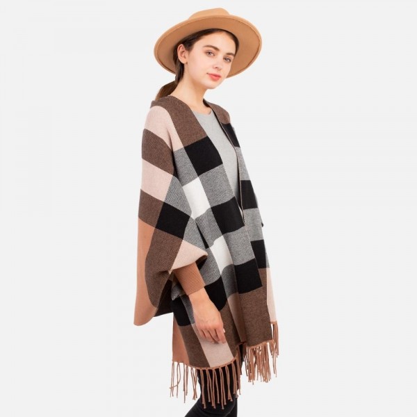 Plaid Sleeved Ruana with Fringe Tassels

-One size fits most 0-14
-100% Acrylic