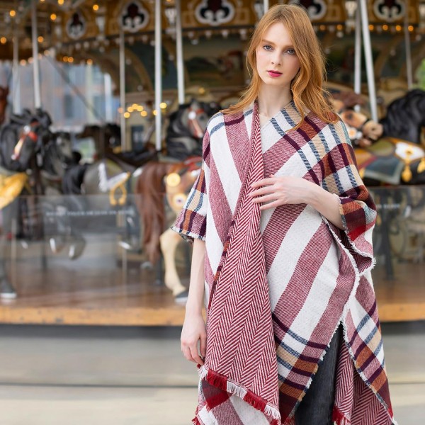 Do Everything In Love Reversible Plaid Kimono with Frayed Hem 

- One Size Fits Most 0-14
- 100% Polyester