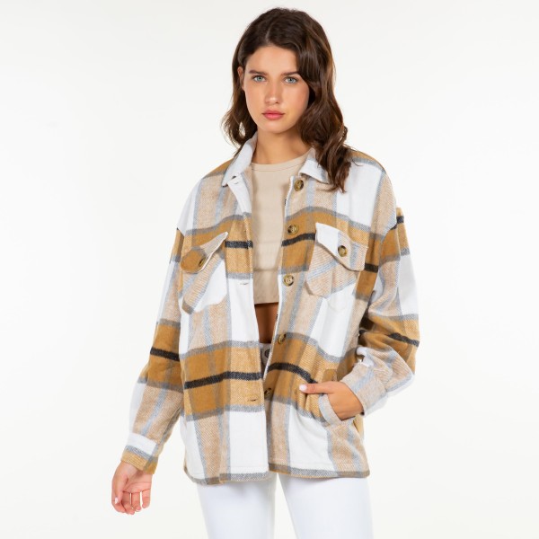 Soft Knit Oversized Button Down 4 Pocket Shacket

-Oversized Fit
-Button cuffed sleeves
-2 Functional pockets on the chests and sides
-Soft textured outside, woven textured inside


- 92%Polyester 
- 8%Spandex