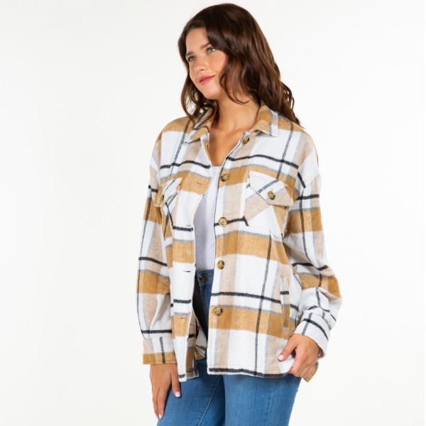 Soft Knit Oversized Button Down 4 Pocket Shacket

-Oversized Fit
-Button cuffed sleeves
-2 Functional pockets on the chests and sides
-Soft textured outside, woven textured inside


- 92%Polyester 
- 8%Spandex