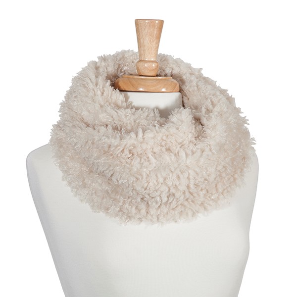 Wholesale ivory faux fur infinity scarf Polyester