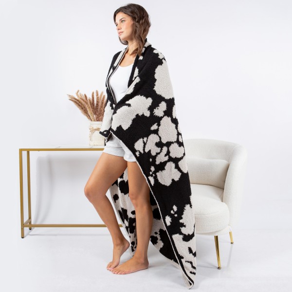 Super Soft Cow Print Brushed Poly Microfiber Throw Blanket
- Approximately 50" W x 60" L
- 100% Polyester
- Extra Plush and Cozy