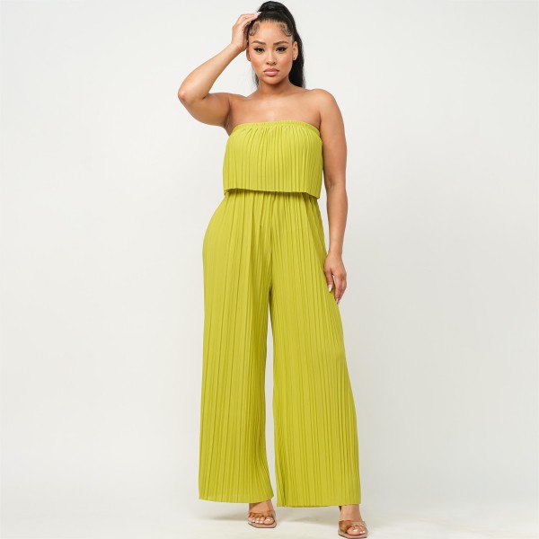 Pleated Strapless Wide-Leg Jumpsuit 

- Lightweight Pleated Fabric
- Elastic Top Band 
- Chest Sinch Band 
- 92% Polyester / 8% Spandex 