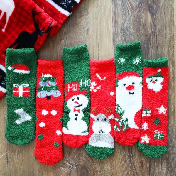 Wholesale soft Christmas Knit Crew Sock One Fits Most Assorted Colors Designs Po