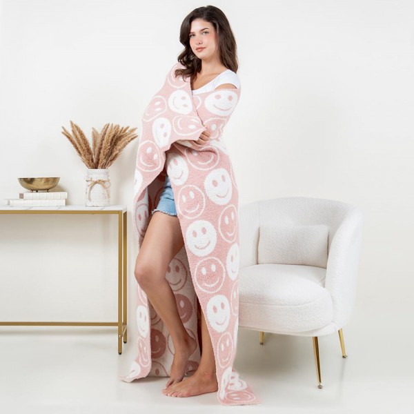 Super Soft Happy Face Print Brushed Poly Microfiber Throw Blanket
- Reversible
- Extra Plush and Cozy
- Approximately 50" W x 60" L
-100% Polyester