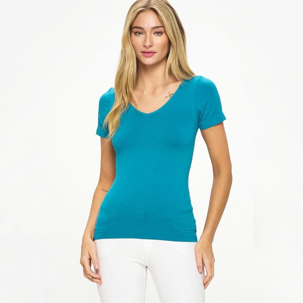Wholesale women s Seamless Reversible V Neck Short Sleeve Top Fitted Silhouette