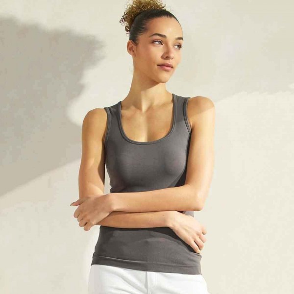 Wholesale women s U Neck Solid Seamless Tank One Fits Most Nylon Spandex