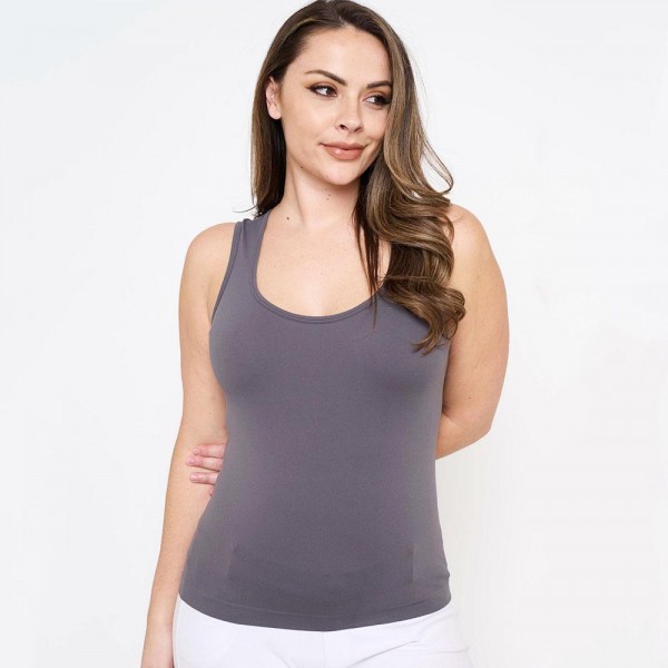 Women's Plus Size U Neck Solid Seamless Tank

- One Size Fits Most 
- 92% Nylon 8% Spandex