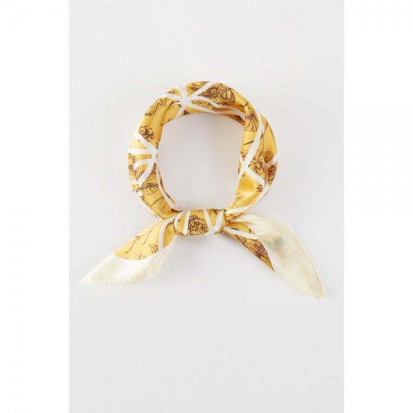 Geometric Flower Print Bandana Scarf

- Multi-Use: Scarf, Bandana, Bag Tie ETC
- Approximately 27.5"L X 27.5"W
- 100% Polyester