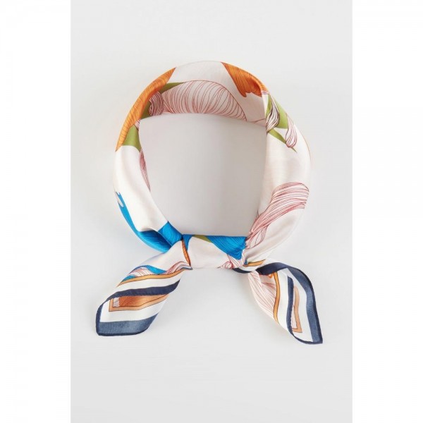 Floral Print Bandana Scarf

- Multi-Use: Scarf, Bandana, Bag Tie ETC
- Approximately 27.5"L X 27.5"W
- 100% Polyester