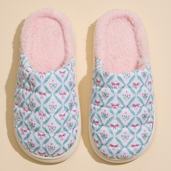 Quilted Puffy Slippers with Holiday Wreath Print

- Rubber Sole 
- Non-Slip 
