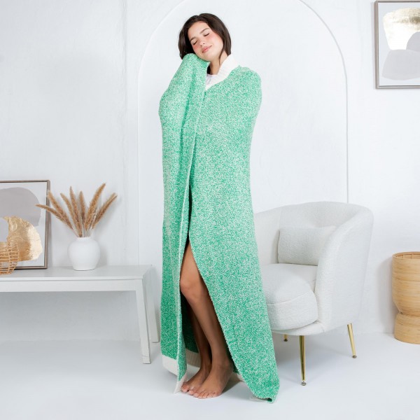 Solmere Blanket – White Bordered Solid Heathered Color Blanket

Wrap yourself in pure indulgence. Our Solmere Blanket combines a fashion-forward design with an irresistibly soft hand-feel that’s as beautiful as it is cozy.

- Luxuriously Soft – Crafted from ultra-plush, high-quality fibers you’ll want to snuggle into all season long.

- Perfectly Sized – Approximately 50” W x 60” L, perfect for draping over your sofa, bed, or yourself.

- Premium Craftsmanship – 100% polyester for lasting softness, warmth, and easy care.

- Thoughtful Packaging – Each blanket is tied with a branded ribbon in a bow and includes two cards: one featuring the SOLMERE brand and another showcasing a high-quality image of the blanket’s print. Individually packaged

Once you touch it, you’ll understand why SOLMERE blankets are love at first feel.