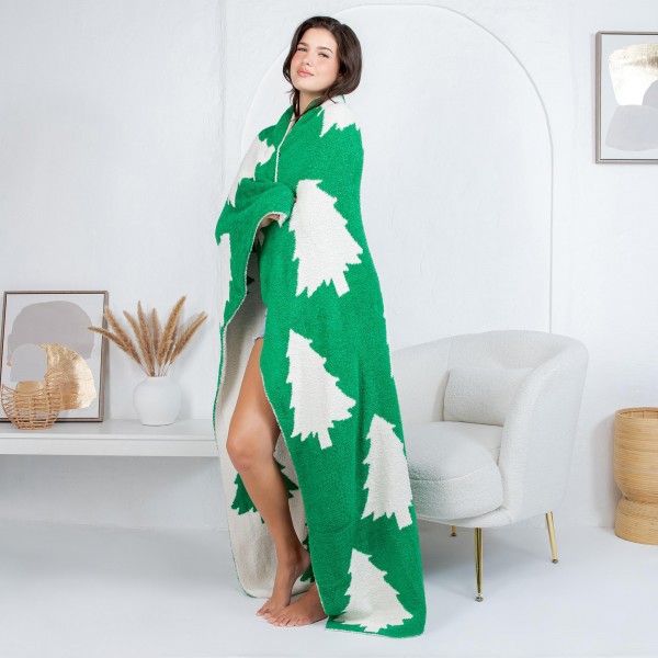 Solmere Blanket – Christmas Tree Blanket

Wrap yourself in pure indulgence. Our Solmere Blanket combines a fashion-forward design with an irresistibly soft hand-feel that’s as beautiful as it is cozy.

- Luxuriously Soft – Crafted from ultra-plush, high-quality fibers you’ll want to snuggle into all season long.

- Perfectly Sized – Approximately 50” W x 60” L, perfect for draping over your sofa, bed, or yourself.

- Premium Craftsmanship – 100% polyester for lasting softness, warmth, and easy care.

- Thoughtful Packaging – Each blanket is tied with a branded ribbon in a bow and includes two cards: one featuring the SOLMERE brand and another showcasing a high-quality image of the blanket’s print. Individually packaged

Once you touch it, you’ll understand why SOLMERE blankets are love at first feel.
