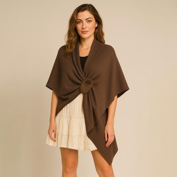 Do Everything In Love Solid Ruana With Fur Strap 

- One size Fits Most (0-14)
- L 28.3" x W 37.4"
- 100% Acrylic
