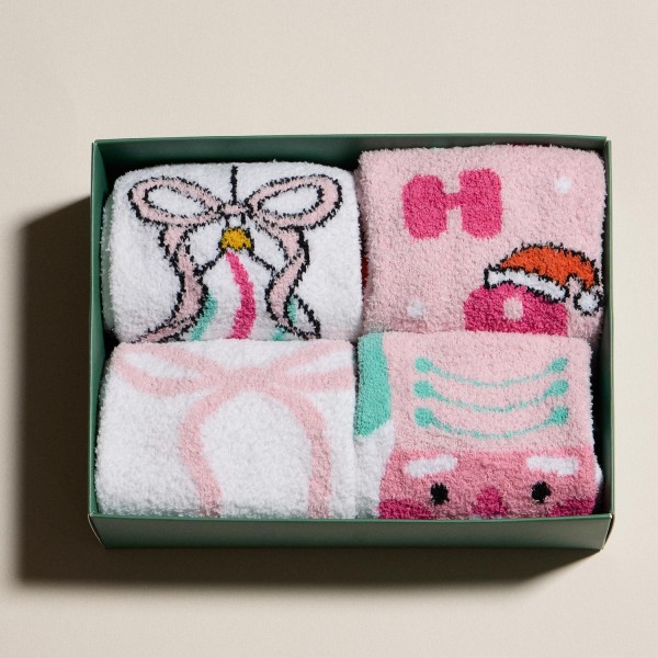 Microfiber Christmas Socks (4-Pack)

- Gift Box Included 
- Women's Size 5-10
- 100% Microfiber Polyester 