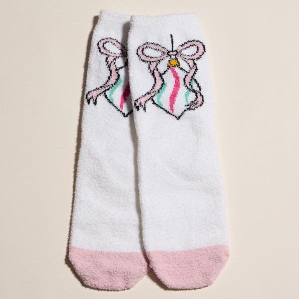 Microfiber Christmas Socks (4-Pack) - Gift Box Included - Women's Size 5-10 - 100% Microfiber Polyester view 5