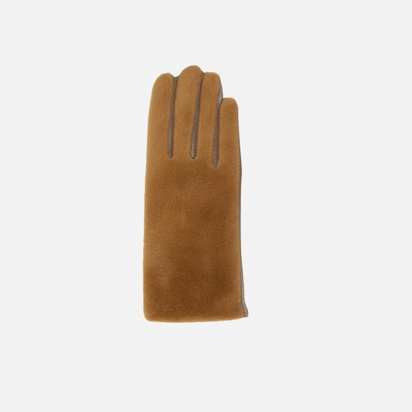 Faux Fur Gloves 

- Touch Screen Compatible
- Fleece Lining
- One Size Fits Most
- 100% Polyester