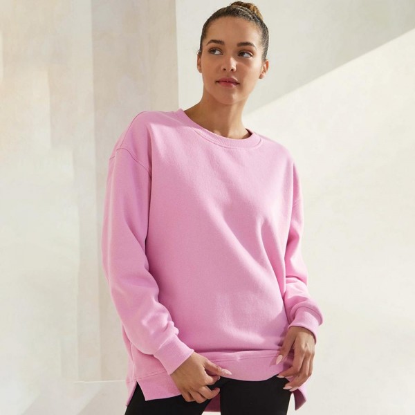 Women's Cozy Fleece Oversized Sweatshirt

- Soft fleece fabric
- Dropped shoulder
- Oversized silhouette
- Practical side seam pocket
- Matching color rib neckline, sleeve cuffs, and hem band
- Imported
- 97% Cotton 3% Spandex
