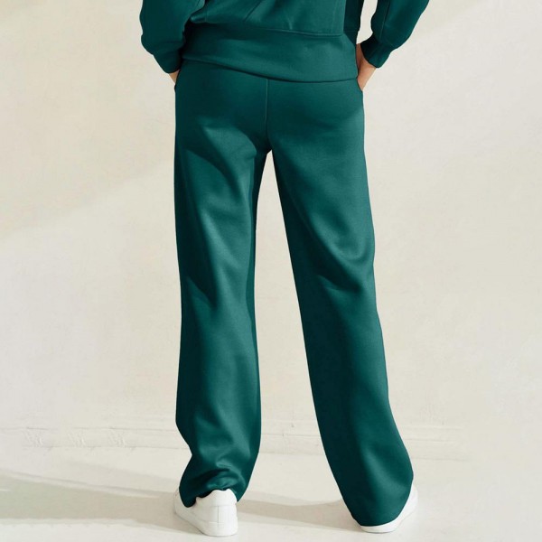 Women's UltraComfy Wide-Leg Pants

- Loose-fit with a little extra room
- Lightweight and breathable
- 2 Side pockets
- Soft against skin
- Imported
- 45% Rayon, 47% Polyester, 8% Spandex
