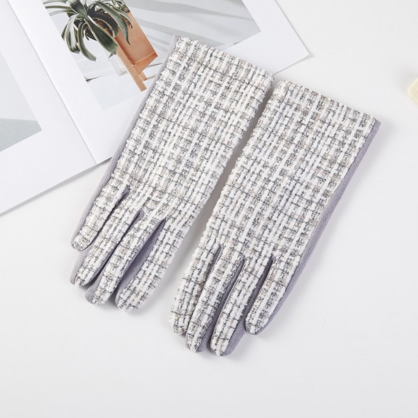 Tweed & Suede Gloves 

- One Size Fits Most
- 100% Polyester