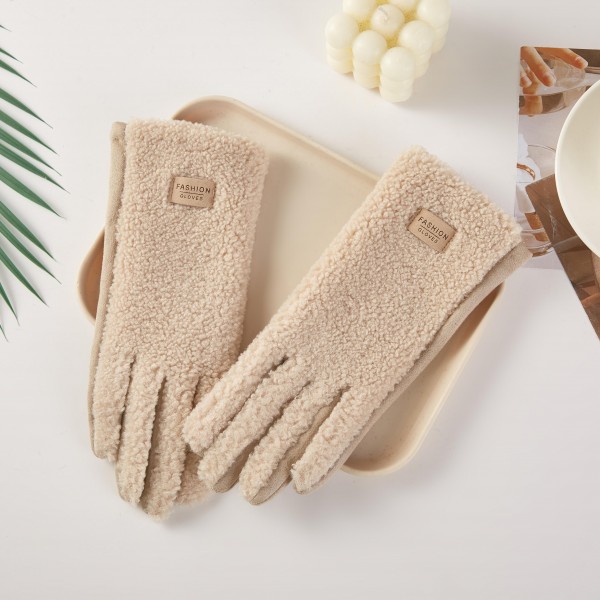Sherpa Gloves 

- One Size Fits Most 
- 100% Polyester 