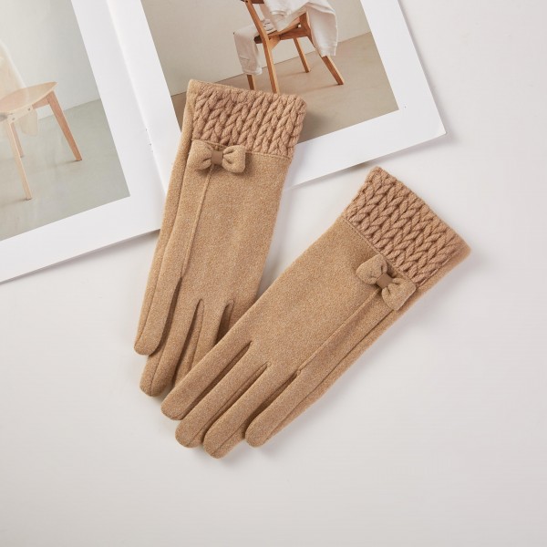 Soft Knit Gloves With Knit Cuffs & Bow Detail 

- One Size Fits Most 
- 100% Polyester 
