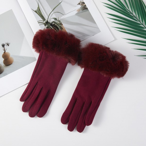 Soft Knit Gloves With Faux Fur Cuffs 

- One Size Fits Most 
- 100% Polyester 