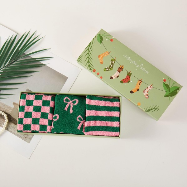 Microfiber Pink & Green Pattern Socks (3-Pack)

- Gift Box Included
- Women's Size 5-10
- 100% Microfiber Polyester