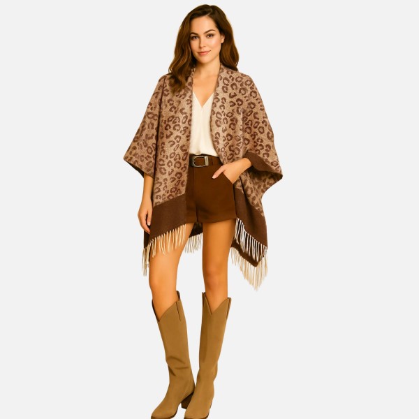 Do Everything In Love Leopard Print Kimono With Tassels Detail 

- One Size Fits Most (0-14)
- L 33" x W 51.1"
- 100% Acrylic