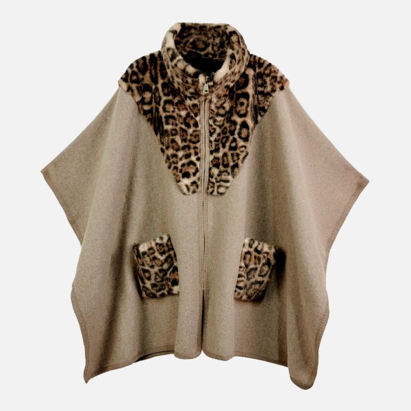 Do Everything In Love Leopard Kimono With Faux Fur Details

- One Size Fits Most (0-14)
- L 30.7" x W 43.7"
- 100% Acrylic