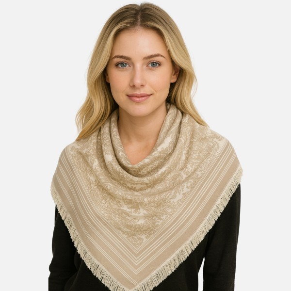 Soft Flower Print Scarf With Fridge Edge 

- One Size
- Approximately L 51 x W 49
- 100% Acrylic